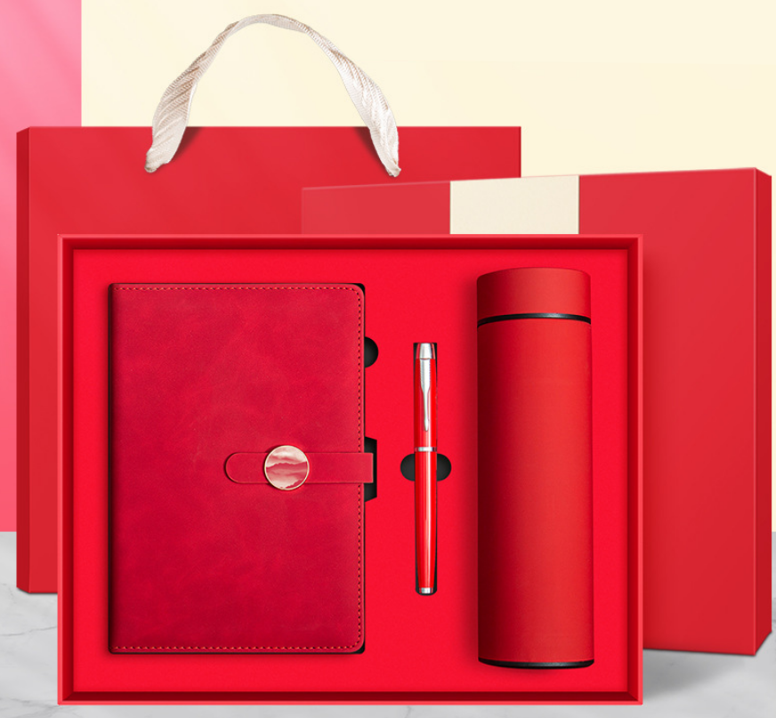 Универсальный подарок для Ваших близких (красный с термосом) (1 шт)
